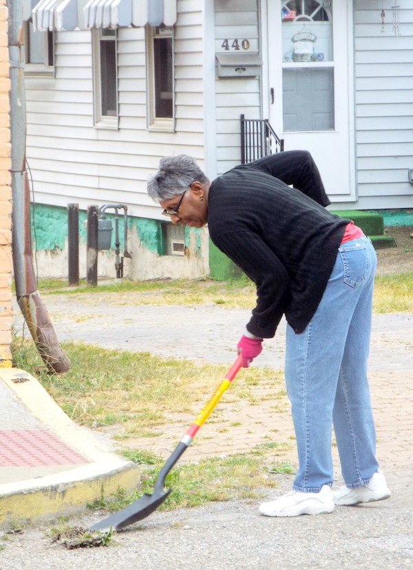 Clean streets News, Sports, Jobs Morning Journal